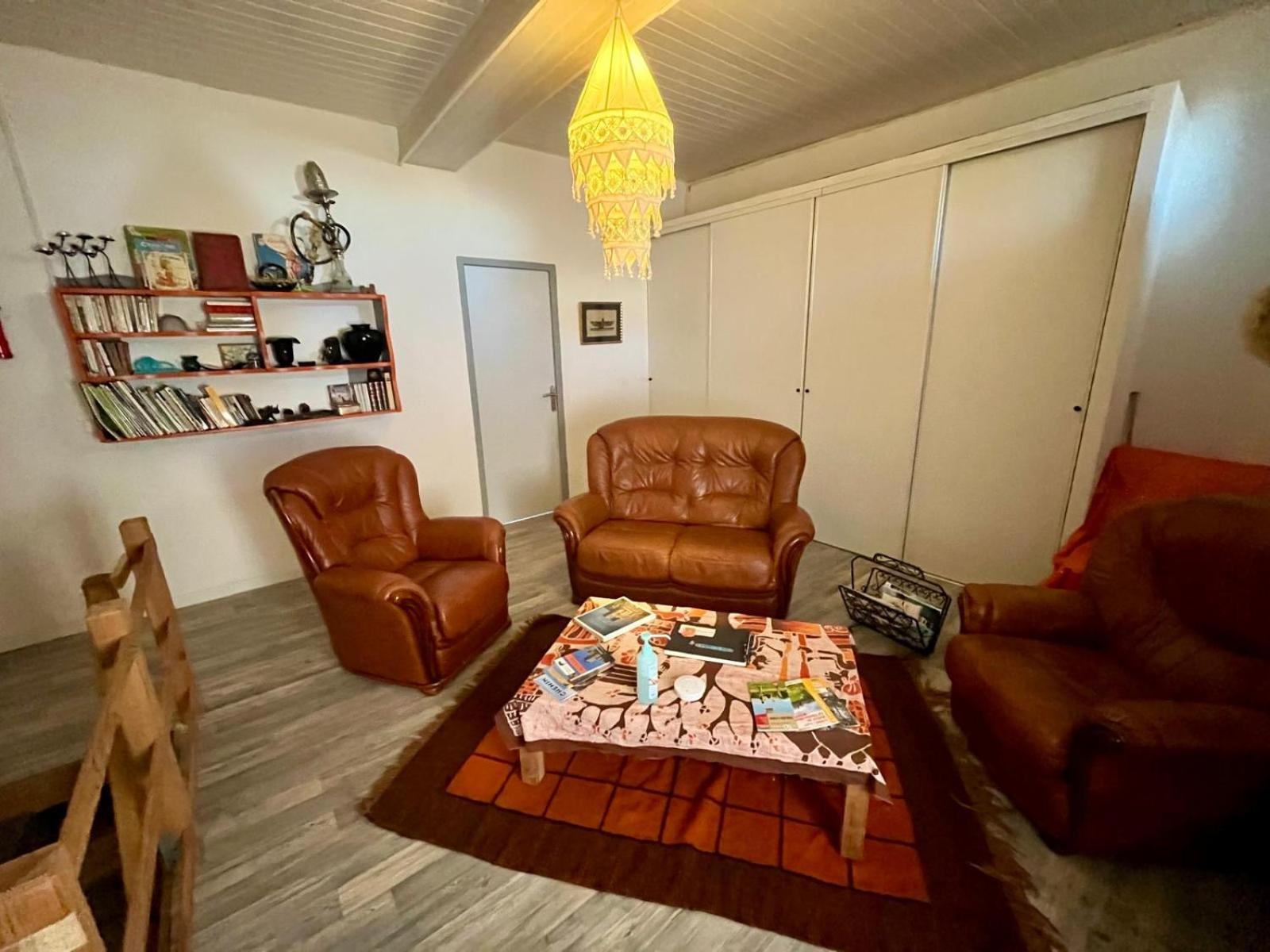 Couette-café D Hotes Chez Dany Maowmaow Et Garfield Bellevue-la-Montagne